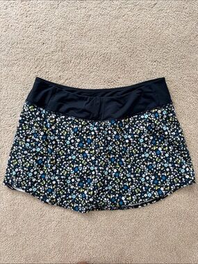 Addison Bay navy floral everyday skort